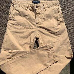 American Eagle Next Level Flex Khaki Skinny 28x28